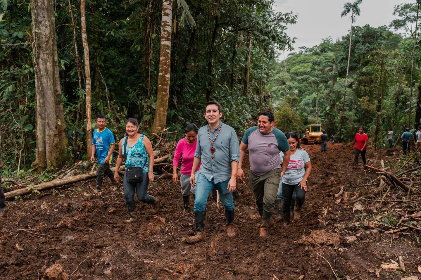 Nueva apertura vial para la Parroquia Diez de Agosto.