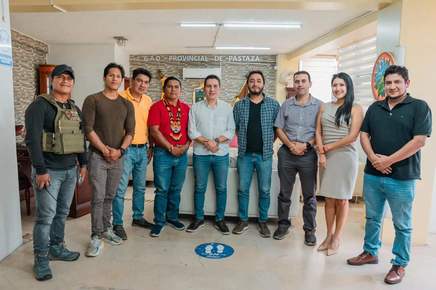 El prefecto de Pastaza, André Granda se reunió con el Alcalde, Estalin Tzamarenda Alcalde de Palora.