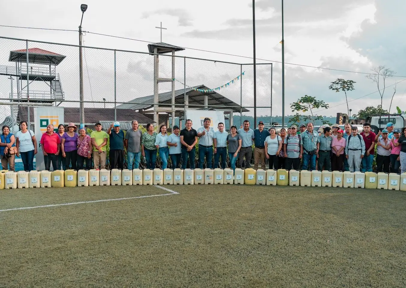 Entregamos 2050 plantas frutales y forestales.