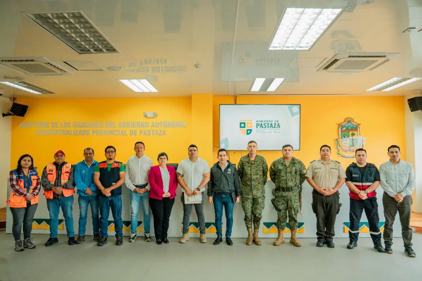 La asistencia humanitaria llegará en primera instancia.