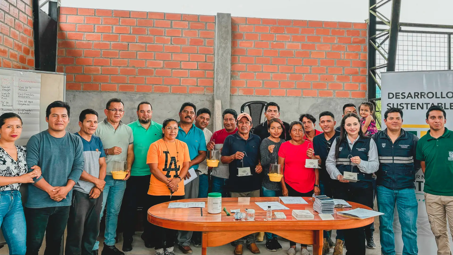 Inauguramos la escuela de campo de Pitahaya con la Asociación de Productores Agrícolas de Chuwitayo.
