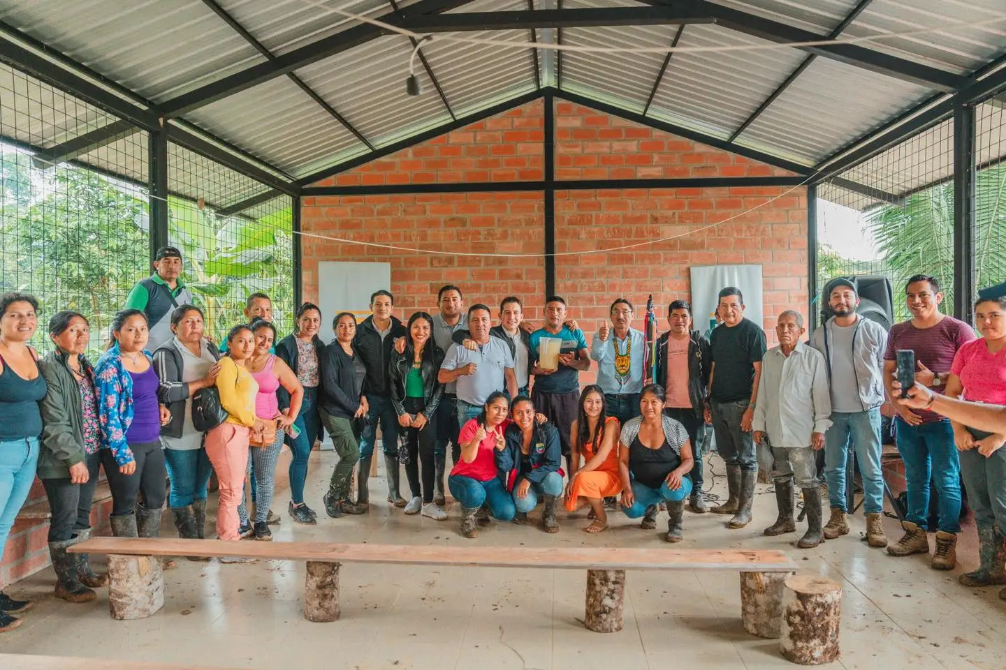 Visita la comunidad 22 de Noviembre.