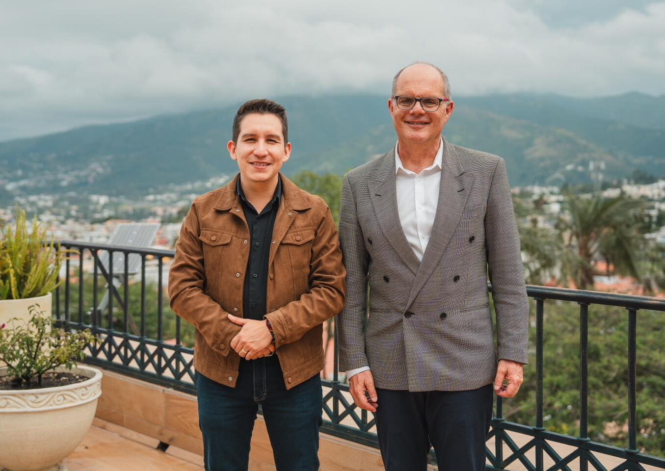 Prefectura de Pastaza y la Universidad de San Francisco con intención de la firma de un convenio marco interinstitucional.