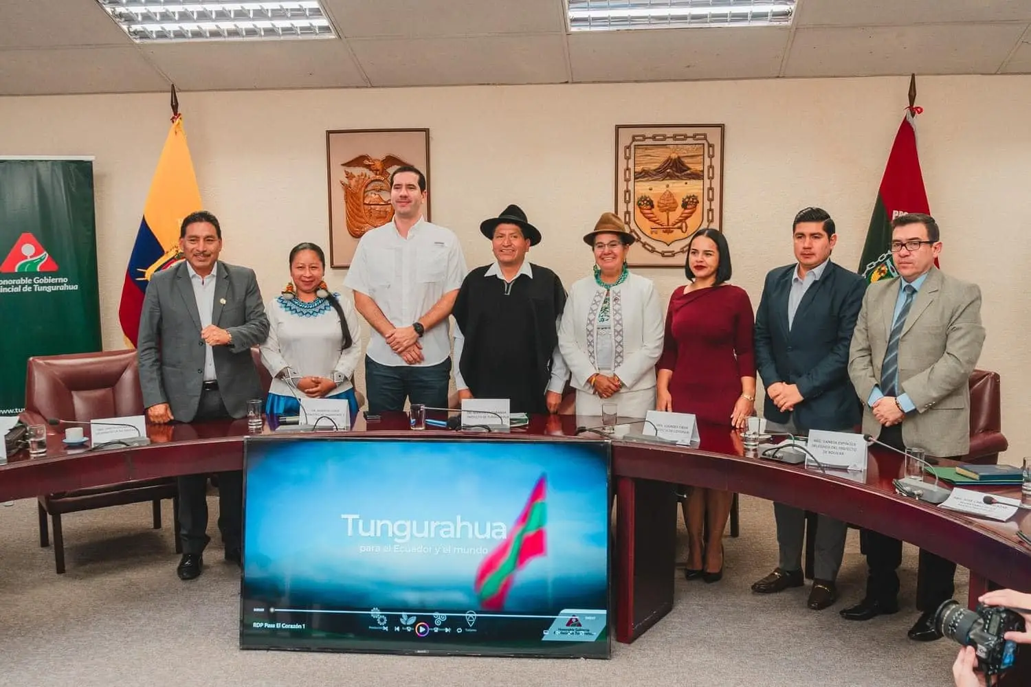 Viceprefecta participó en la sesión extraordinaria de la Mancomunidad de los Gobiernos Provinciales de la Zona Centro del Ecuador.