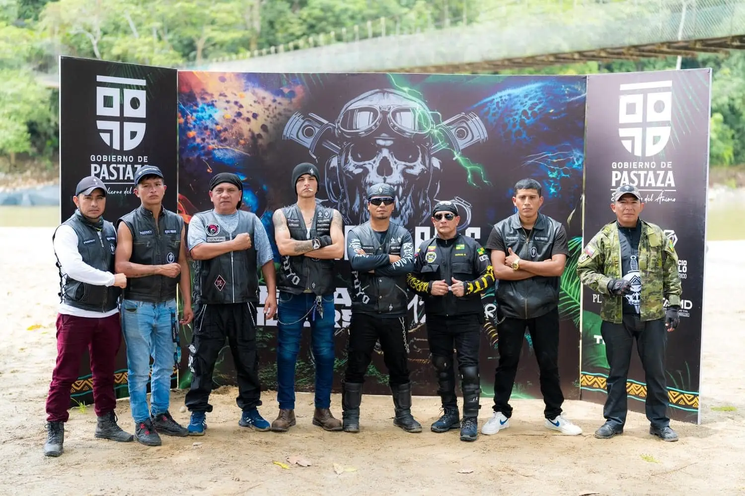 Apoyamos con ánimo eventos como el motoencuentro de los Selva Riders y el Autocross Asfáltico de la Escudería Amazónica.