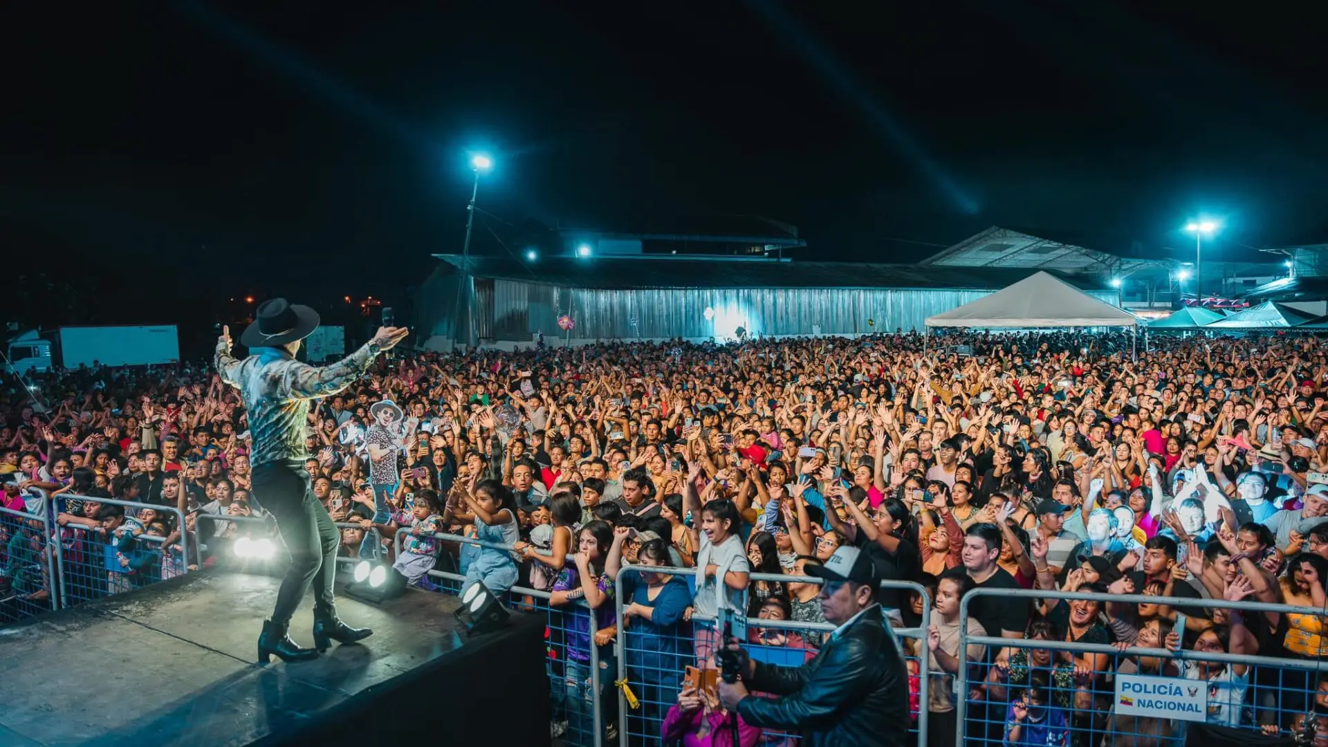 Qué celebración tan inolvidable ayer en la Plaza del Ánimo.
