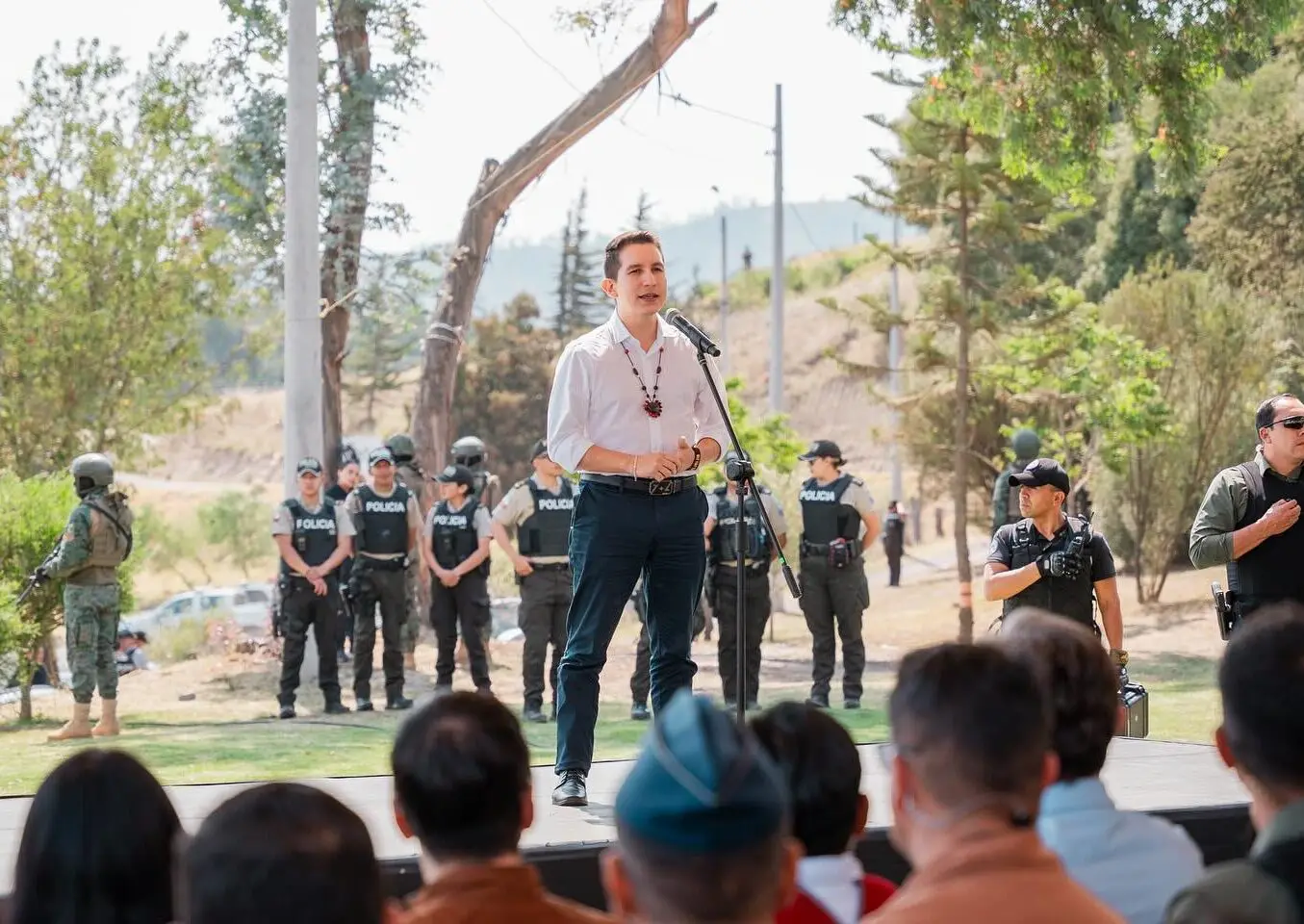 El prefecto André Granda participó en el evento público: Transferencia de 4 millones a los GAD de Sierra Centro y Pastaza.