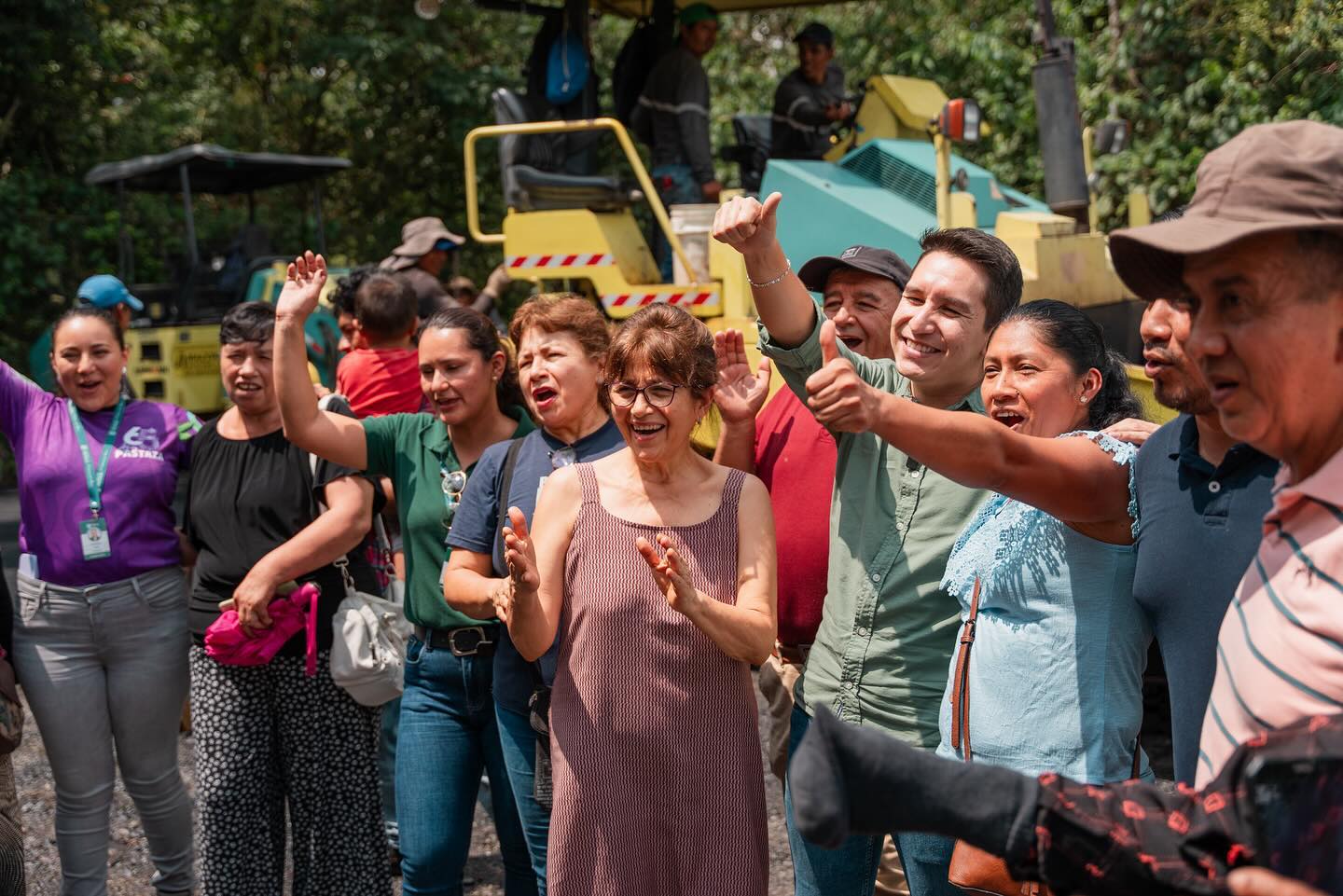 Empezó el mantenimiento asfáltico en el sector “La Casa del árbol “.
