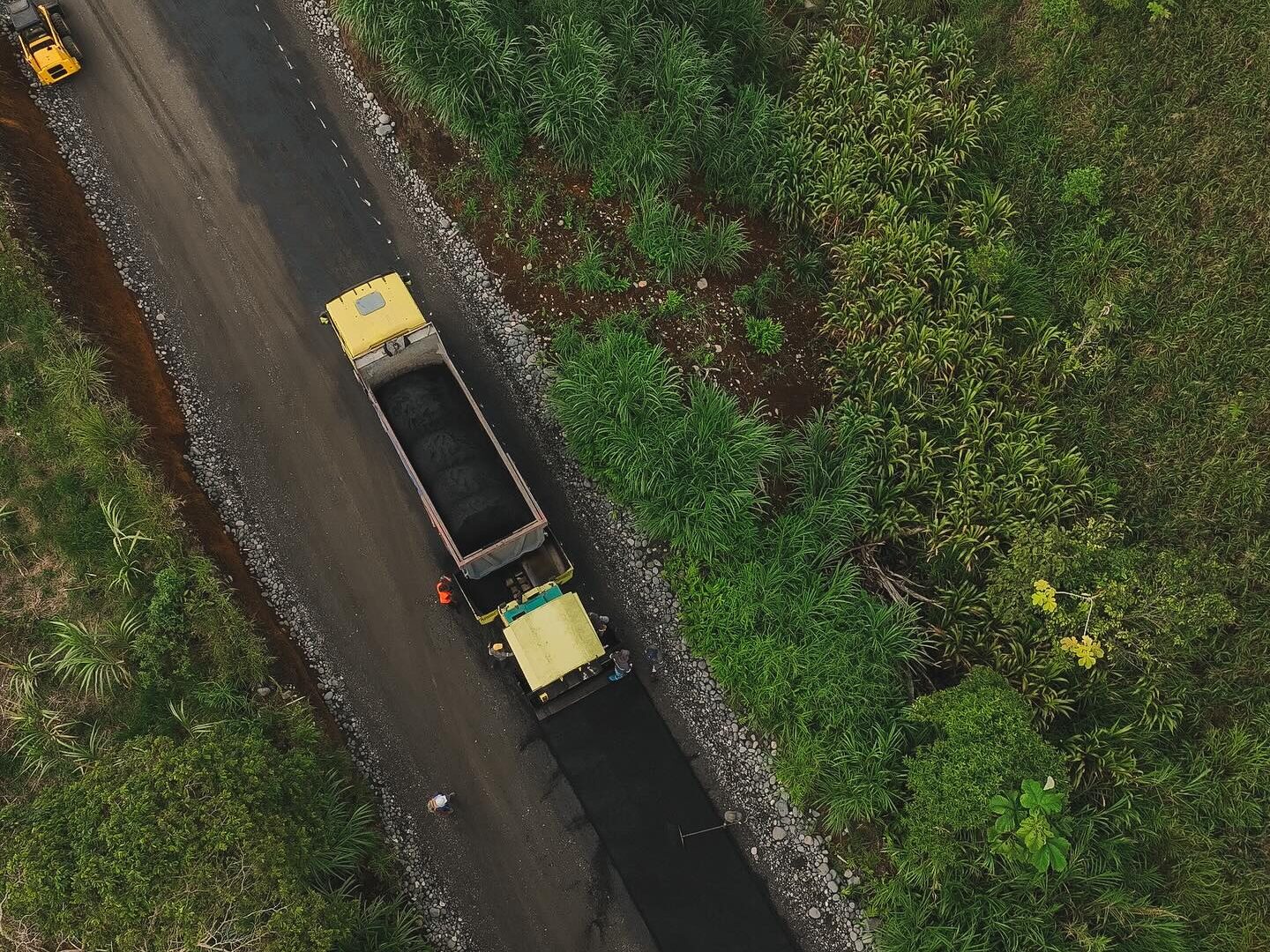 Llegó el asfalto al sector Esfuerzo 1 y Esfuerzo 2.