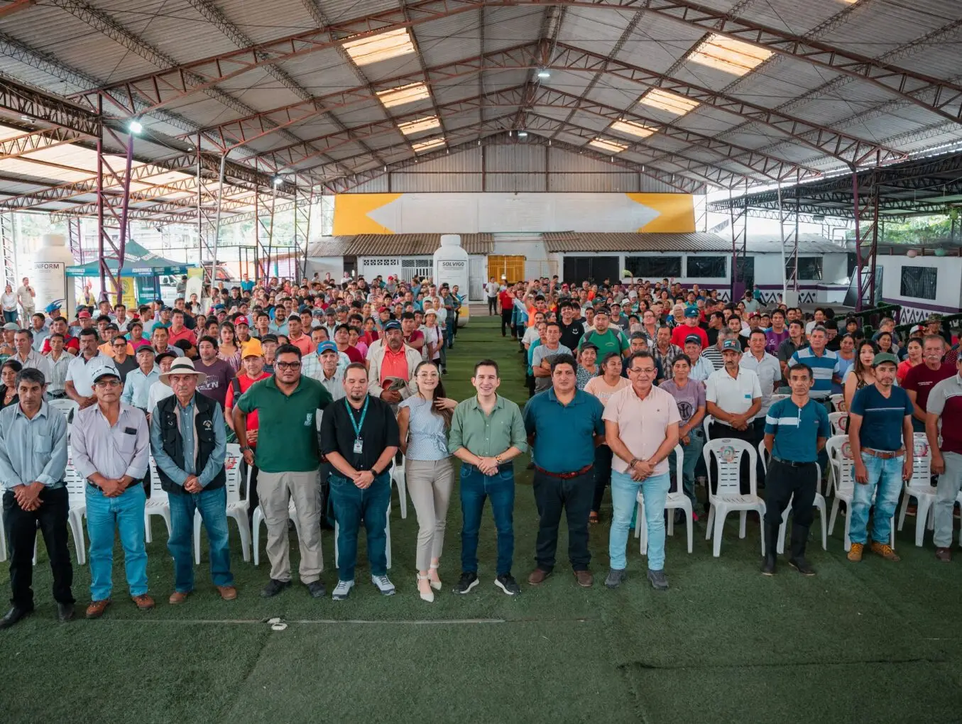 Masiva entrega de incentivos a ganaderos de Pastaza.