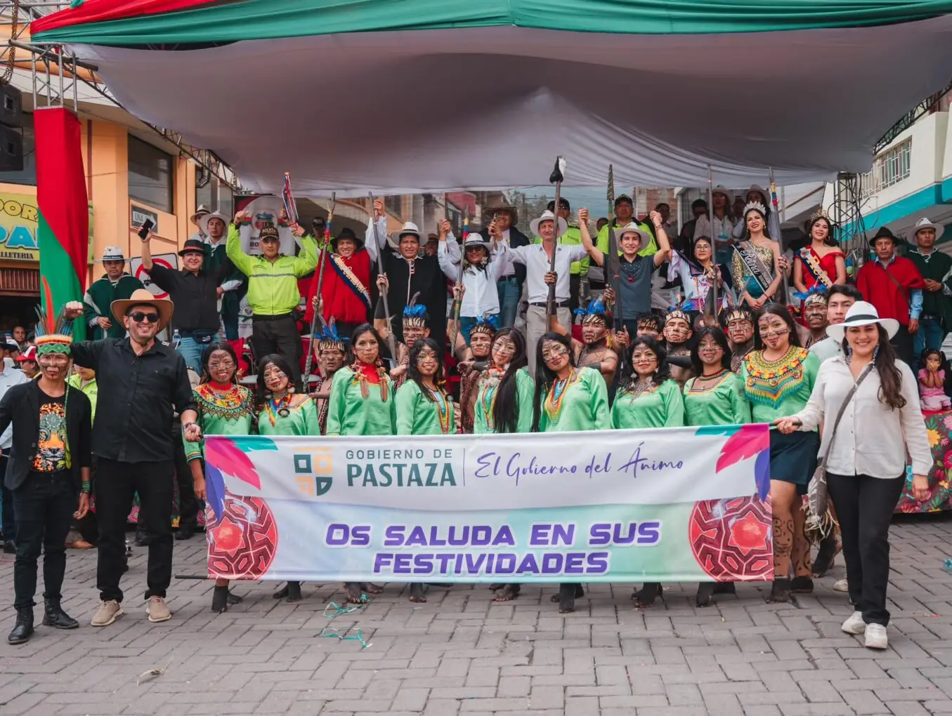 Pastaza presente en el Carnaval de Guaranda