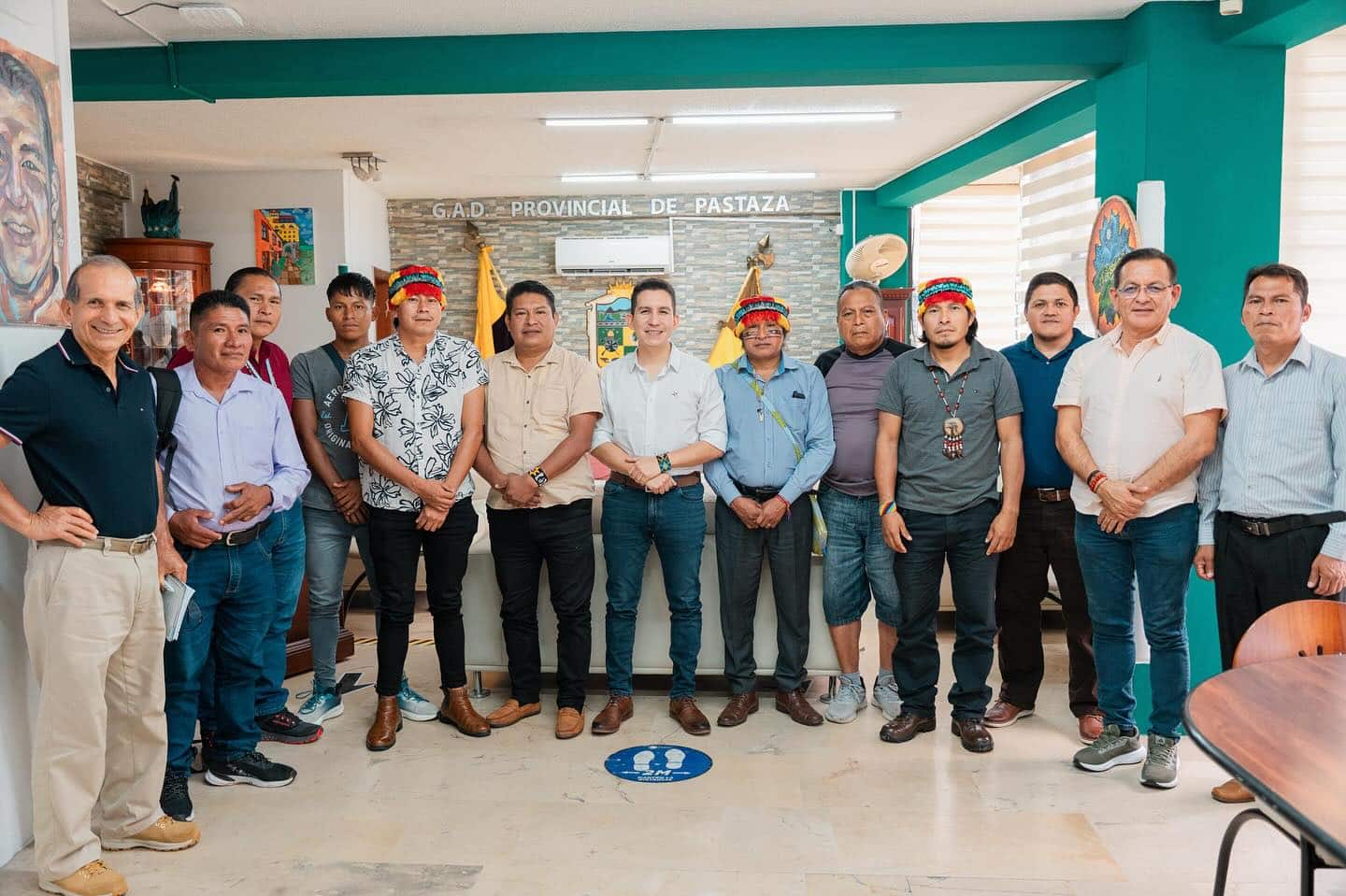 Importante reunión del prefecto André Granda con las comunidades de la nacionalidad Achuar de Pastaza