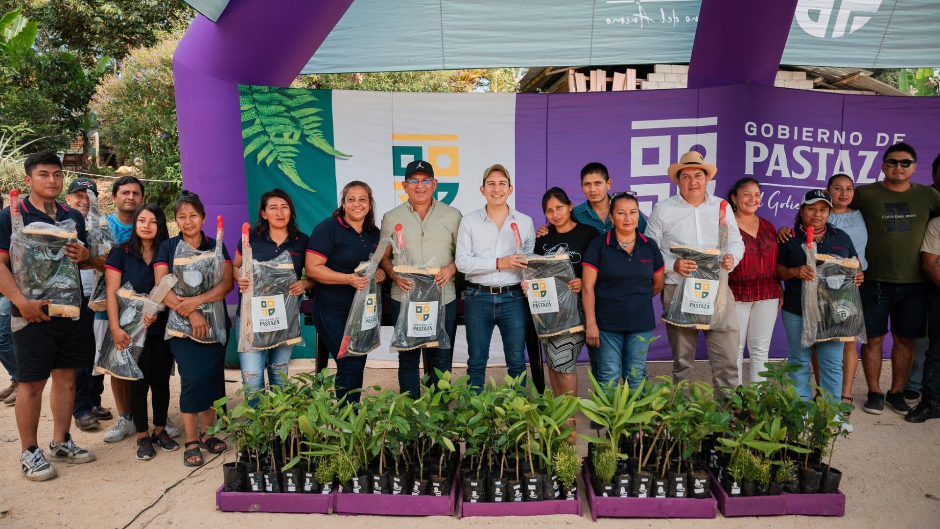 El barrio Lizanes, en la parroquia 10 de Agosto cuenta con vías y cobertizo par abono orgánico