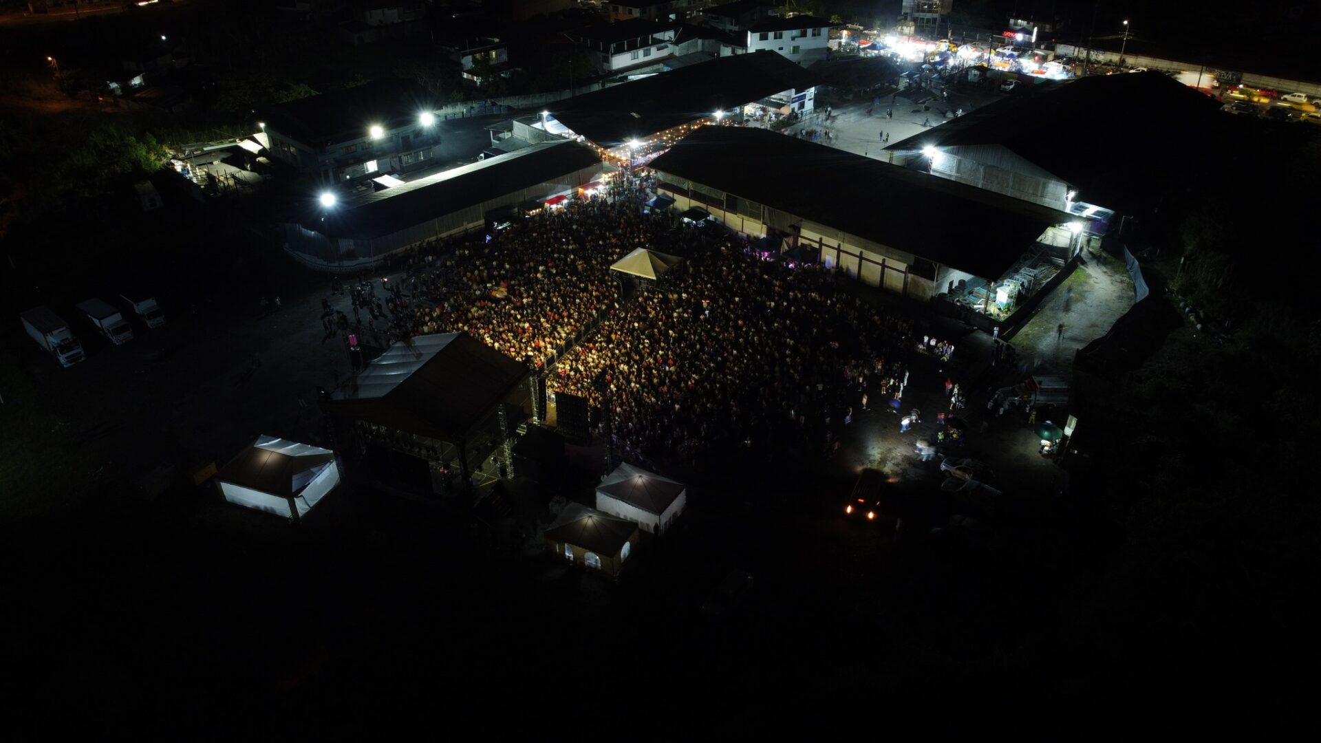Miles se dieron cita a la Plaza del Ánimo