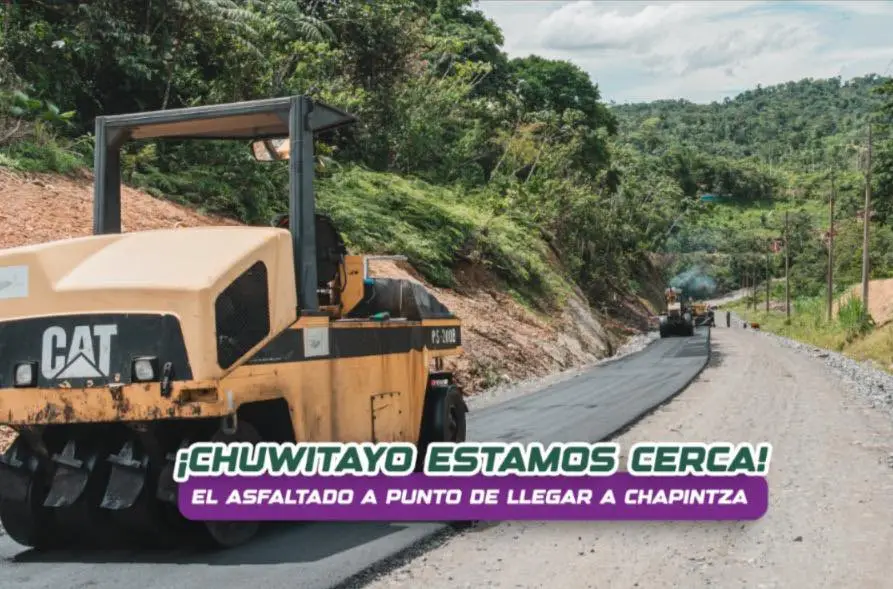¡El asfaltado cerca de llegar a Chapintza! Solo faltan 300 metros.